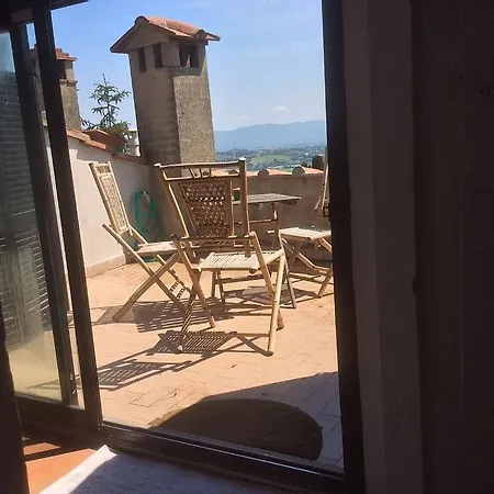 Apartament La Casa Sui Tetti *